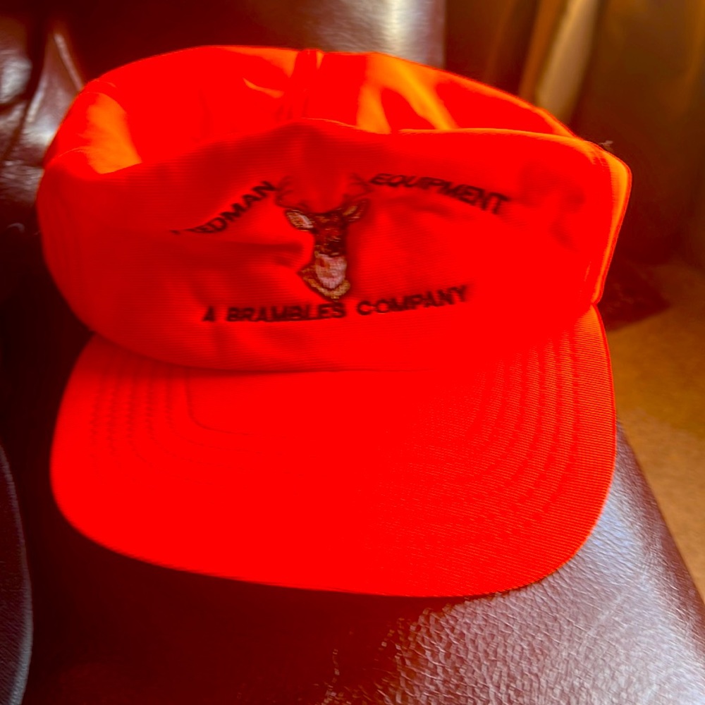 Adjustable hat